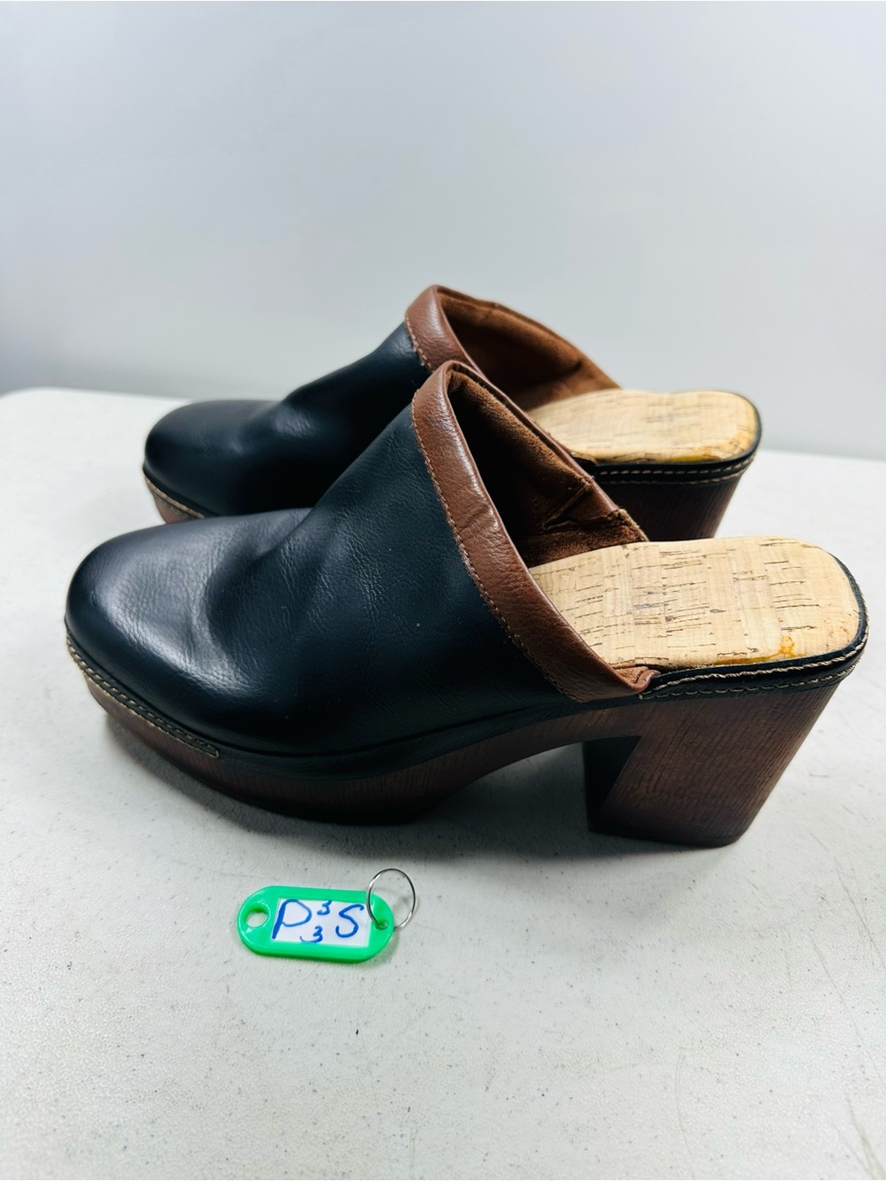 Korks Lori Block Heeled Clogs size 9